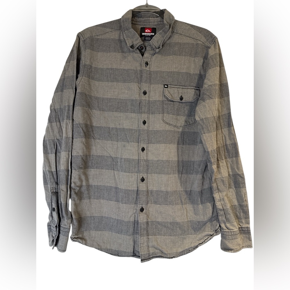 2 long sleeve button up Quicksilver shirts